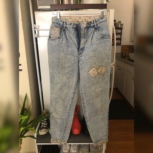 Vintage High-Waisted Patterned Jeans
